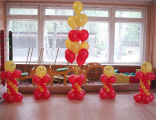Композиция из шаров (4 фигурки + 14 гелиевых шаров на стойке)